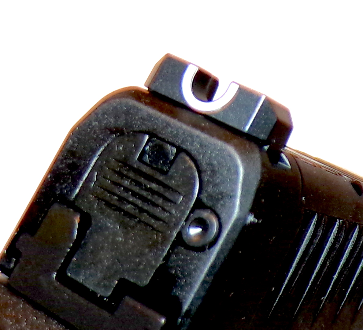 Springfield-Hellcat-380-rear-sight Springfield-Hellcat-380-rear-sight