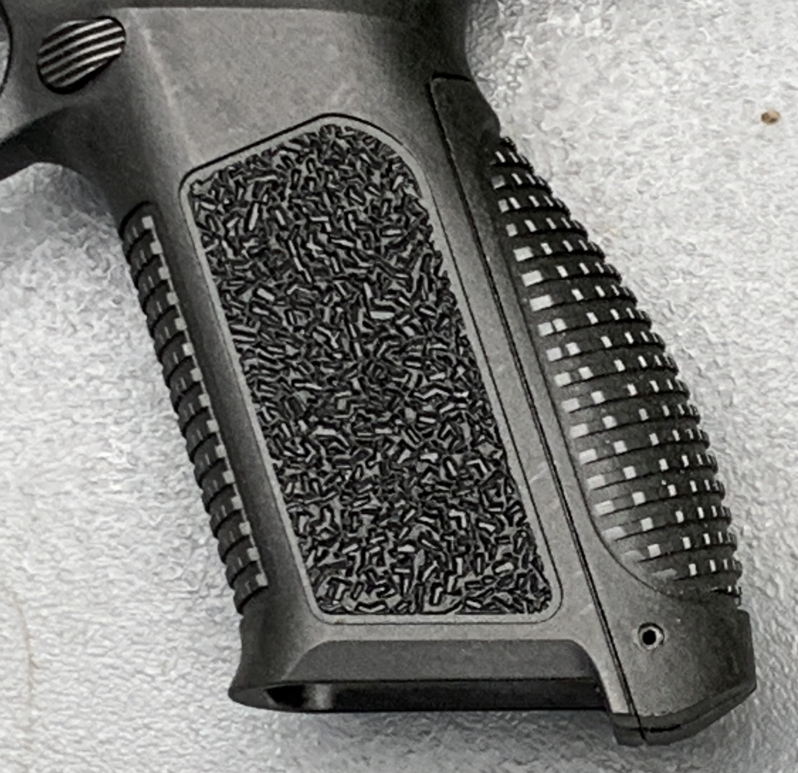 KOR-FX-9-9mm-grip